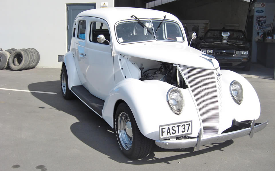 1937 Ford Flatback